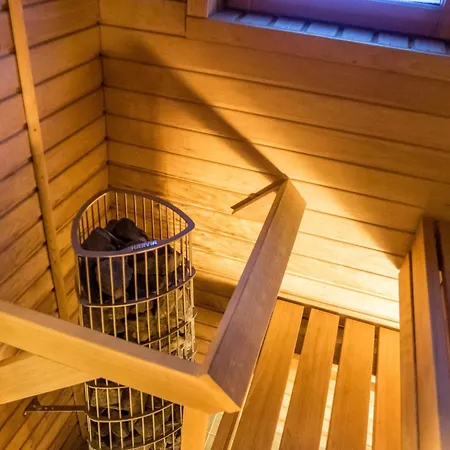 Katinkulma 1 By Interhome